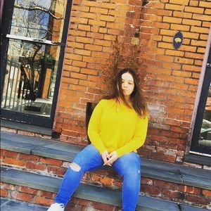 Meet your Posher, Laila